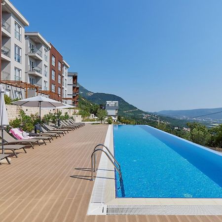 Adriatic Heights Aparthotel Kavac Exterior photo